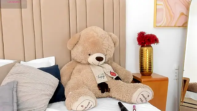 izadii online show from 04-24-26, 06:54