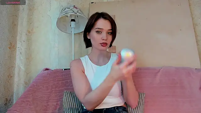 JamieAomi online show from 03-25-26, 06:13