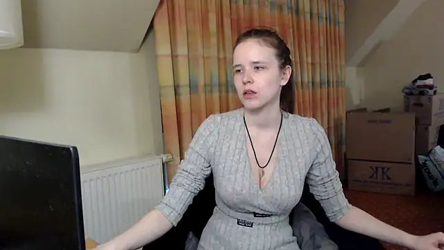Snapshot of Princess-Lilly chatting on 01-16-25, 04:39 Princess-Lilly online show from 01-16-25, 04:39