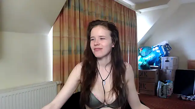 Snapshot of Princess-Lilly chatting on 02-11-25, 11:09 Princess-Lilly online show from 02-11-25, 11:09