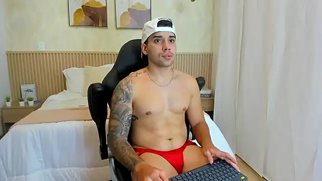 Snapshot of Mike_montoya1 chatting on 10-03-25, 07:15 Mike montoya1 online show from 10-03-25, 07:15