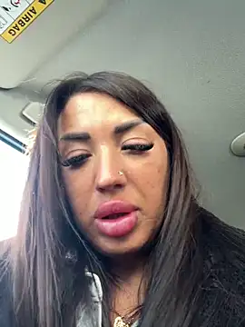 Snapshot of RuslanaXX chatting on 02-15-26, 05:30 RuslanaXX online show from 02-15-26, 05:30