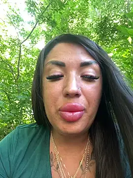 RuslanaXX online show from 06-19-26, 05:24