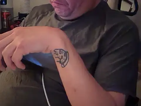 Mikeypnp1494 online show from 11-10-25, 06:13