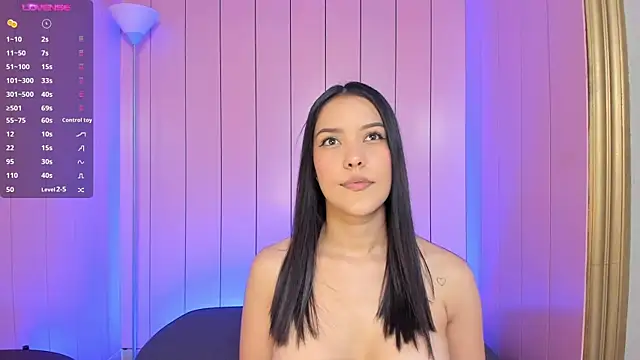 lexiethompson  online show from 12-14-25, 12:11