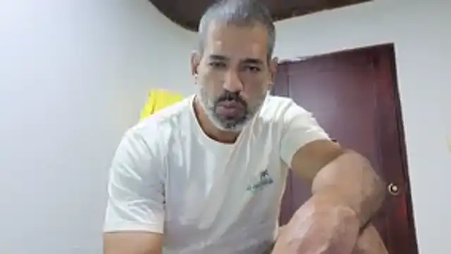 jackbigcock11 online show from 06-26-26, 01:00