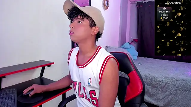 Noah Smith04 online show from 10-06-25, 07:47