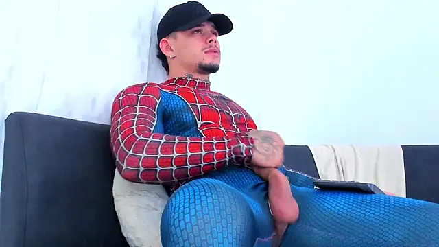 NoahhBrown online show from 10-30-25, 04:44