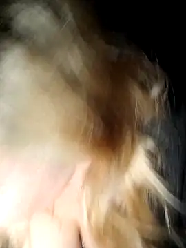 BecciDeluxe online show from 02-12-26, 05:45