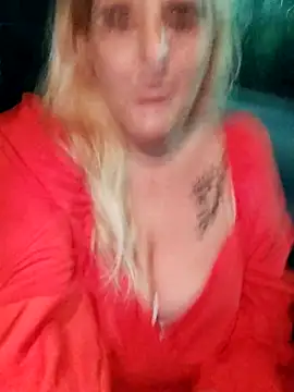 BecciDeluxe online show from 01-05-26, 05:27