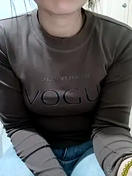 Blythe 69 online show from 02-04-25, 10:32