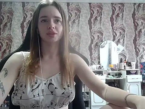 Snapshot of samanta55555 chatting on 07-15-26, 08:43 samanta55555 online show from 07-15-26, 08:43