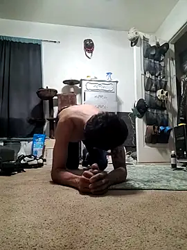 Snapshot of LongDickZee562 chatting on 10-30-25, 07:50 LongDickZee562 online show from 10-30-25, 07:50