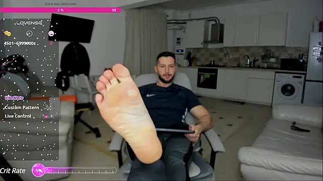 ZackFraser online show from 02-09-25, 05:08