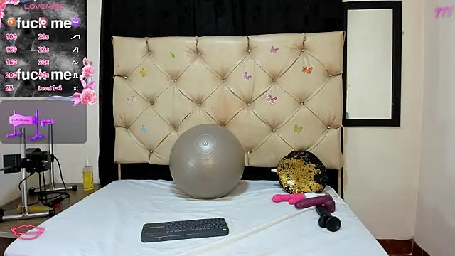 cleopatraa online show from 04-13-26, 06:45