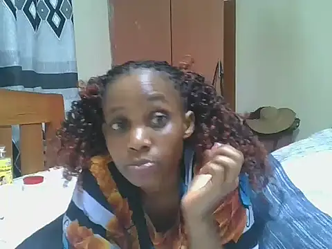 Snapshot of Sweetchoco5 chatting on 07-12-26, 07:04 Sweetchoco5 online show from 07-12-26, 07:04
