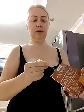 HotJanet online show from 02-02-25, 09:07