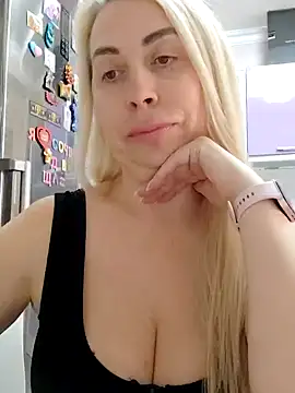 HotJanet online show from 03-17-25, 11:53