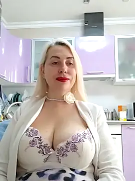 HotJanet online show from 03-11-25, 06:41