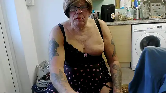 samanthasissieuk online show from 12-01-25, 02:29