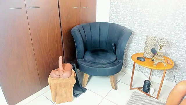 mabelsaravia online show from 04-14-26, 06:13