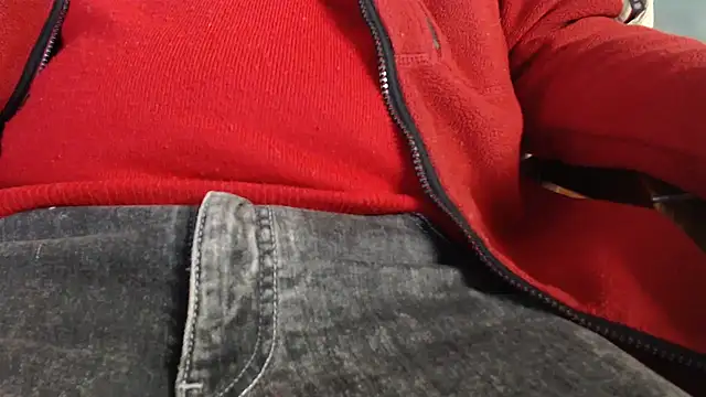 smoothandtiny online show from 03-18-25, 06:39