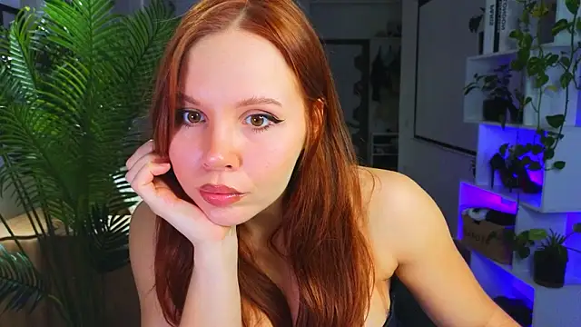 Lina-hill online show from 02-11-26, 08:58