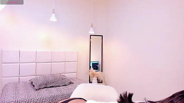 your khloe online show from 01-10-26, 01:28