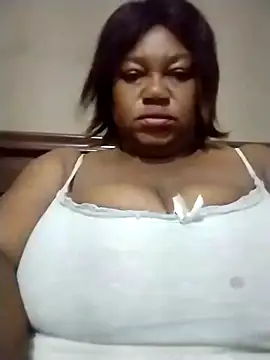 MATUREBUSSTY online show from 10-13-25, 02:13