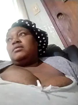 MATUREBUSSTY online show from 09-30-25, 04:02