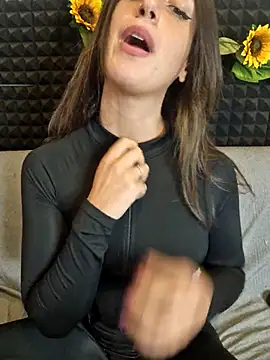 Stefania PT online show from 10-15-25, 10:23