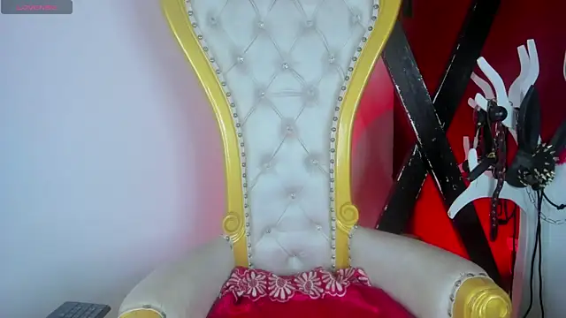 Snapshot of Alana_Jones_ chatting on 10-17-25, 12:40 Alana Jones online show from 10-17-25, 12:40