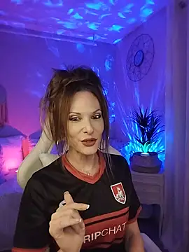 Snapshot of Luna_Kitanna chatting on 07-19-26, 06:15 Luna Kitanna online show from 07-19-26, 06:15