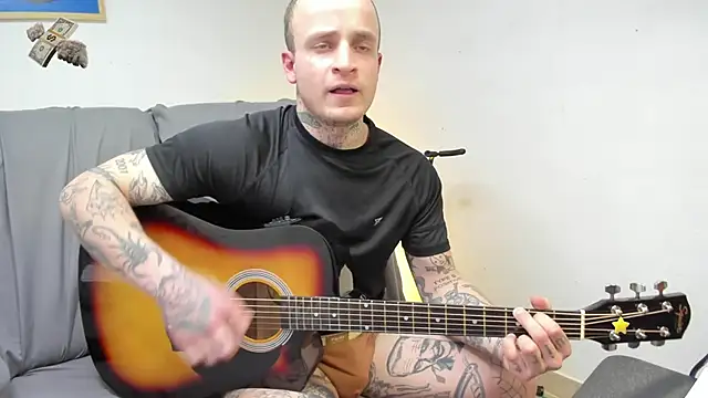 Snapshot of layneinchains chatting on 02-10-26, 08:19 layneinchains online show from 02-10-26, 08:19