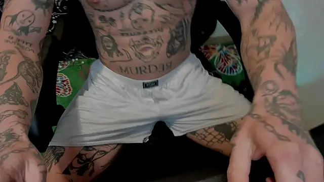 Snapshot of layneinchains chatting on 03-01-25, 03:49 layneinchains online show from 03-01-25, 03:49