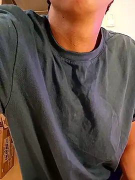 Snapshot of freeeeeessssss111 chatting on 09-17-25, 05:20 freeeeeessssss111 online show from 09-17-25, 05:20