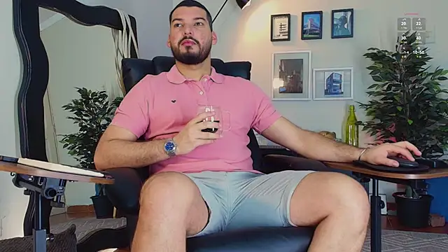 Snapshot of HenryBenso chatting on 06-02-26, 01:33 HenryBenso online show from 06-02-26, 01:33