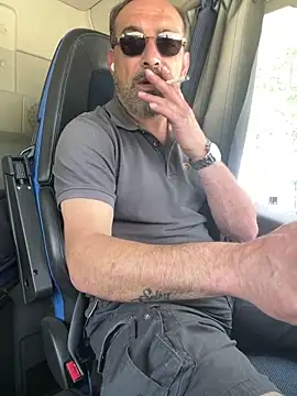 Snapshot of dzhakar chatting on 05-27-26, 12:12 dzhakar online show from 05-27-26, 12:12