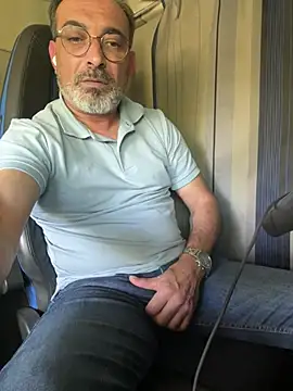 Snapshot of dzhakar chatting on 05-22-26, 11:08 dzhakar online show from 05-22-26, 11:08