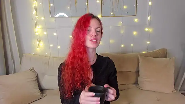 Snapshot of RubyAttwood chatting on 03-12-25, 07:47 RubyAttwood online show from 03-12-25, 07:47