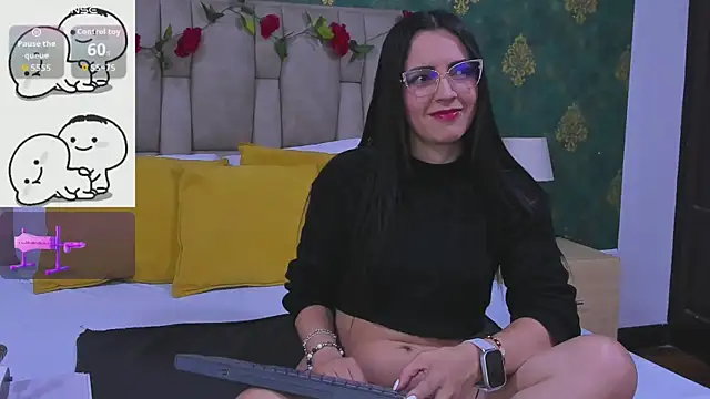 SuzanSmithh online show from 11-20-25, 11:11