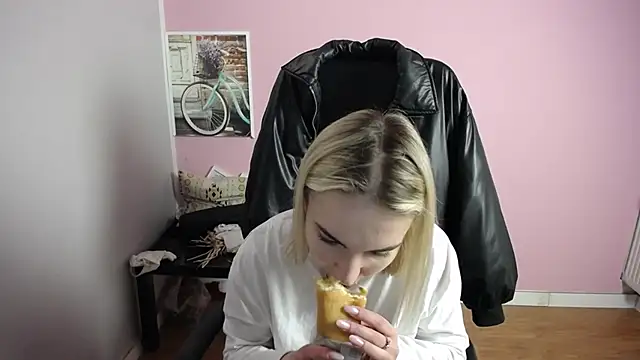 viktoria lovely online show from 04-09-26, 11:16