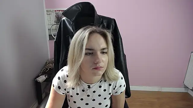 viktoria lovely online show from 06-17-26, 08:36