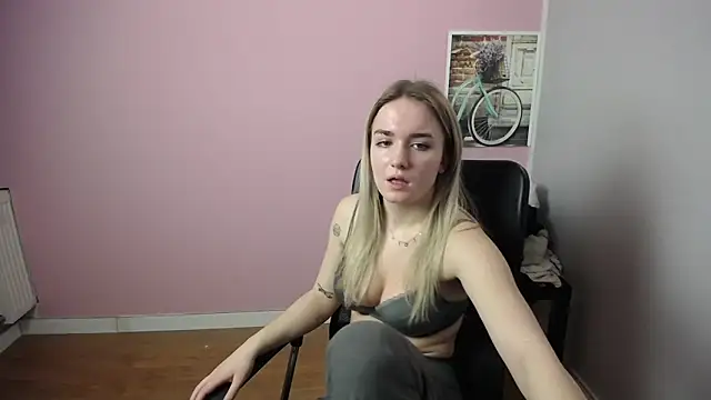 viktoria lovely online show from 02-17-25, 07:58