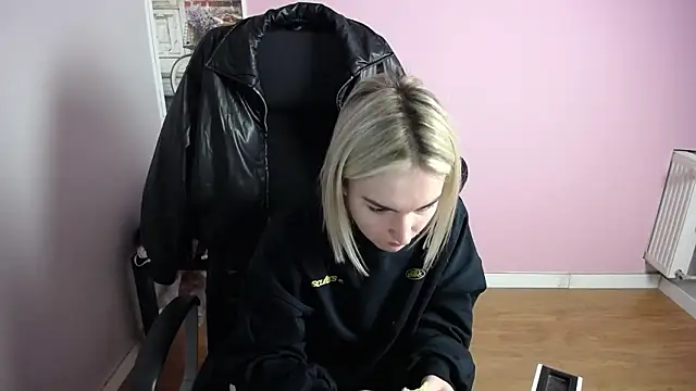 viktoria lovely online show from 02-17-26, 06:33