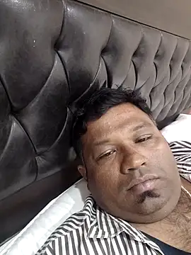 Snapshot of ssamit0808 chatting on 12-14-25, 07:19 ssamit0808 online show from 12-14-25, 07:19