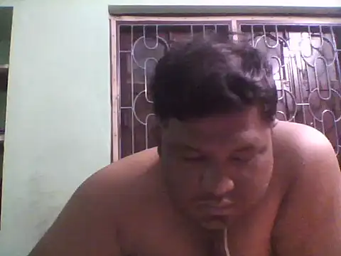 Snapshot of ssamit0808 chatting on 12-16-25, 05:39 ssamit0808 online show from 12-16-25, 05:39