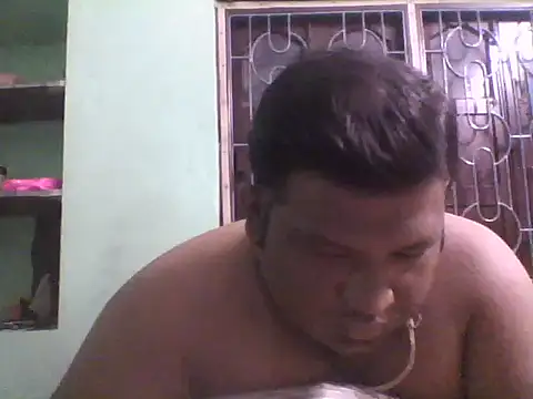 Snapshot of ssamit0808 chatting on 11-10-25, 08:36 ssamit0808 online show from 11-10-25, 08:36