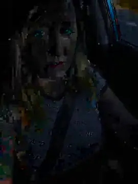 Snapshot of xloritax chatting on 10-09-25, 09:37 xloritax online show from 10-09-25, 09:37