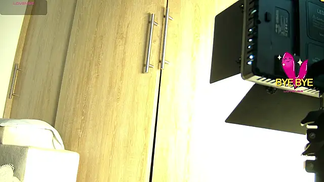 aidaadams online show from 11-12-25, 11:36